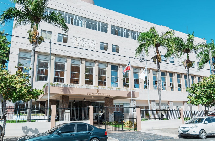 Normativa sobre circulación de vehículos pesados será sometida a Sala Capitular del Distrito Nacional