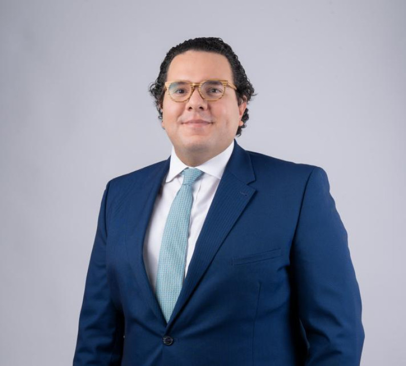 Víctor Cedeño Brea es designado como el nuevo superintendente de Bancos