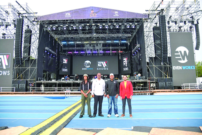 El escenario del Estadio Olímpico está listo para recibir a Ramón Orlando y sus amigos